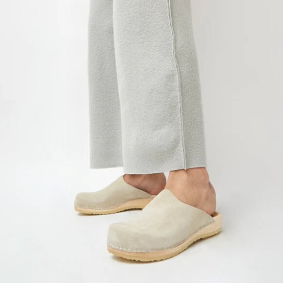 No. 6 Contour Clog on Flat Base in Chalk Suede, Size 37 - Picture 1 of 9